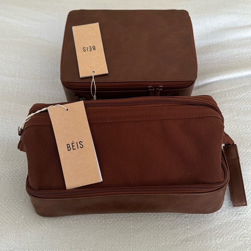 Beis Maple Dopp Kit and Cosmetics Case BNWT